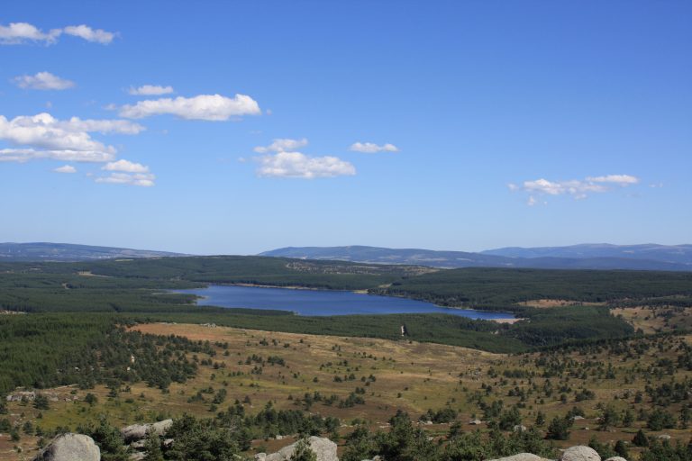 Le Lac de Charpal depuis Fortunio découverte géologique Velay
